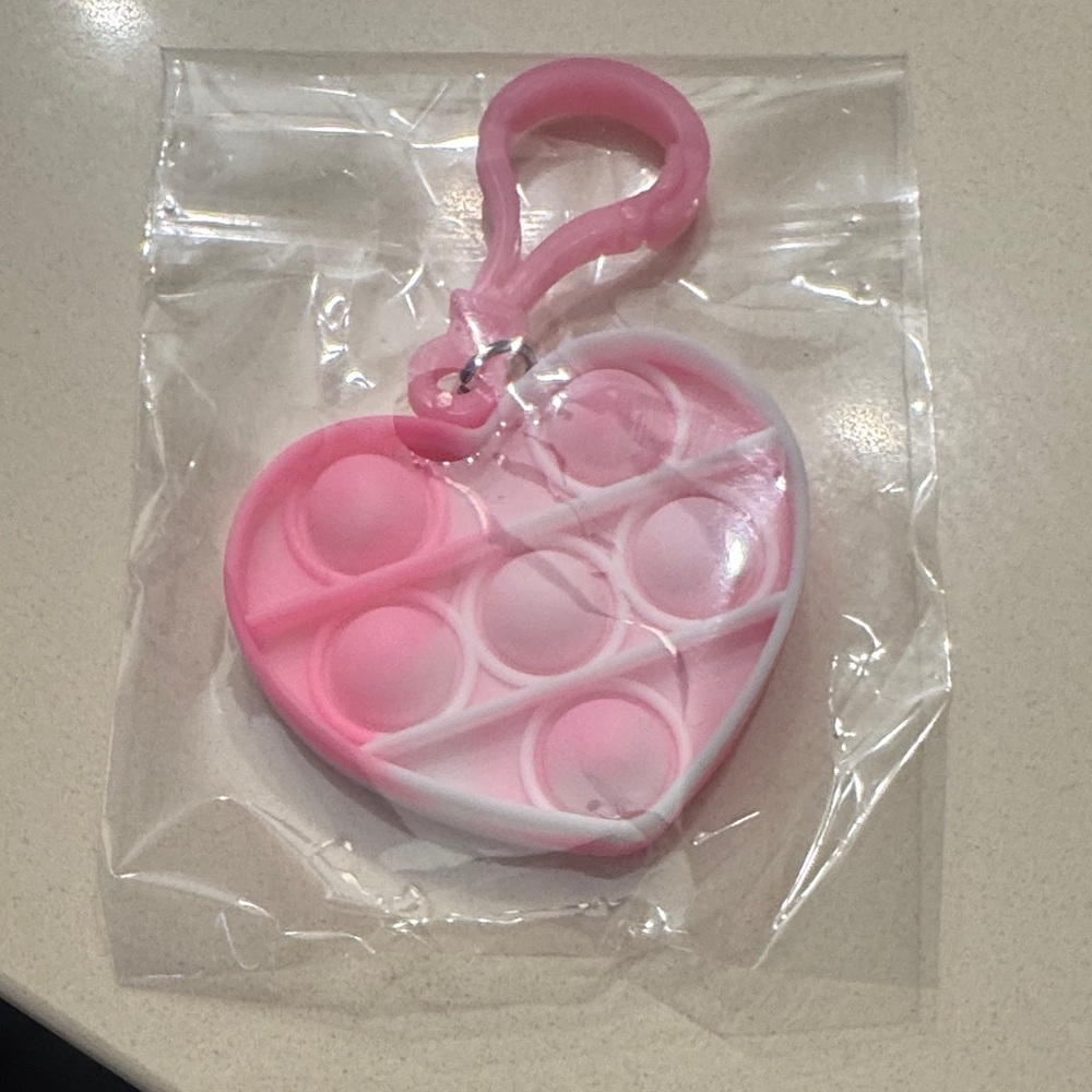 Heart-Shaped Pink Silicone Pop-It Keychain